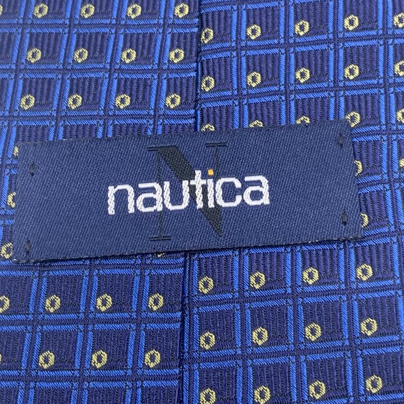 Nautica Men's Textured Necktie 2 Tone Navy Blue Squared Yellow Circles - Picture 4 of 4